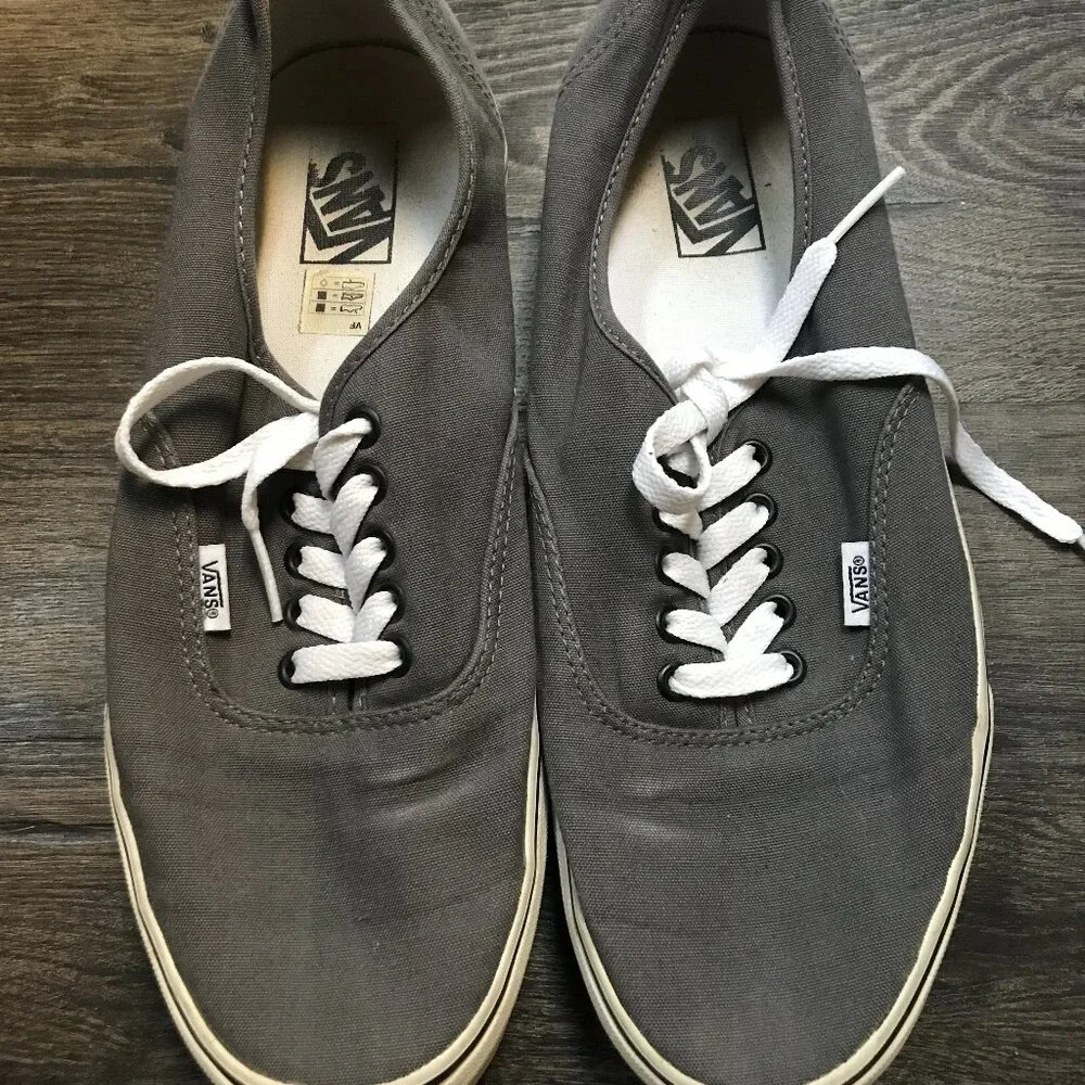 Vans Authentic Gray Canvas Low Top Sneakers Men’s 11.5 Skate Casual Shoes - Picture 2 of 6
